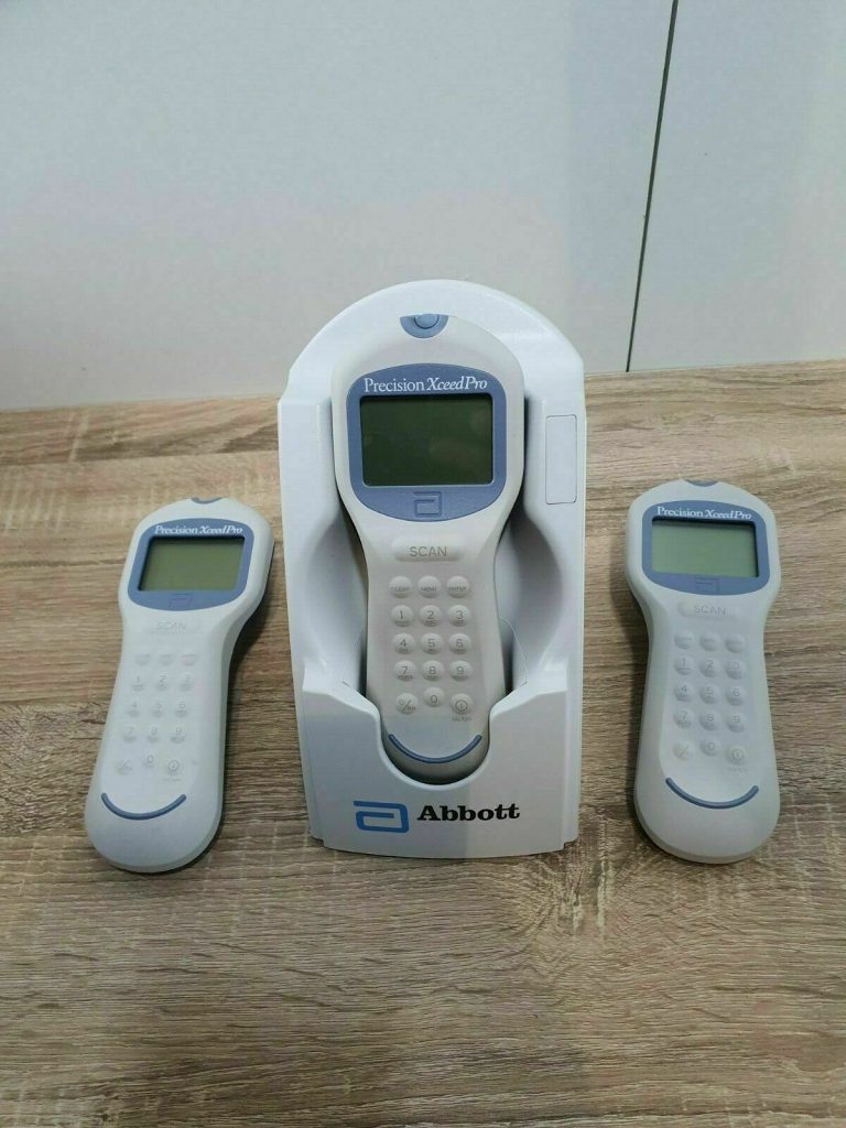 Abbott Precision Xceed Pro hospital grade glucose testing docking