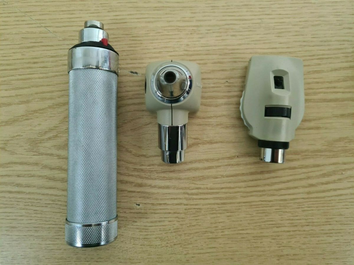 Welch Allyn otoscope ophthalmoscope with AA battery handle to